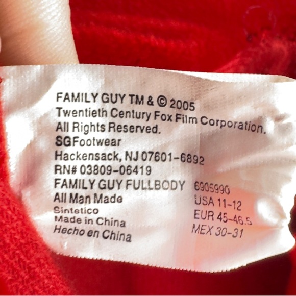 Family Guy Stewie Griffin Slippers – Size L (11-12) – “Victory Shall Be Mine!” - Picture 13 of 13